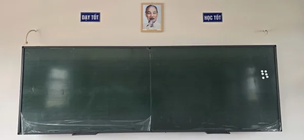 bảng trượt ngang 2 lớp