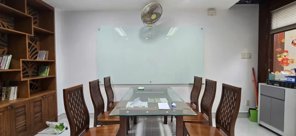 bảng kính viết bút lông