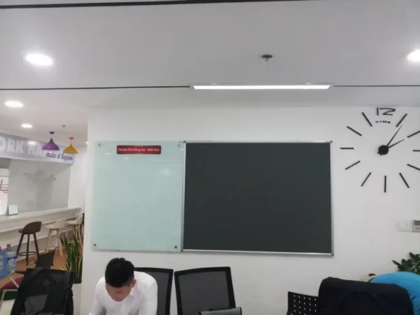 bảng ghim nỉ
